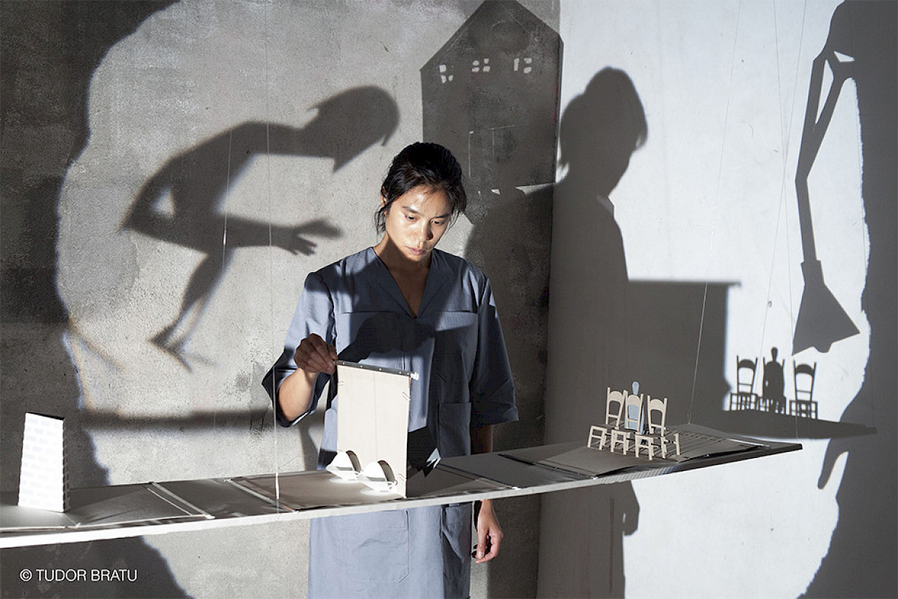 Toegekend in de regeling Ontwikkeling: PAPERWORK van BetweenTwoHands. Foto: Tudor Bratu.